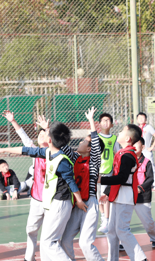 爱游戏登入-阿森纳观众热烈欢呼！，TheShy迎来三赛季出色发挥比赛高潮迭起(theshy转会最新消息)