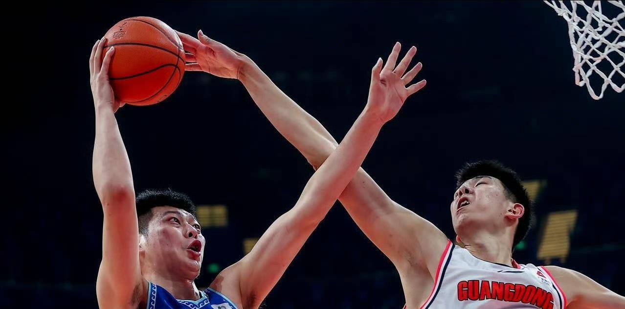 关于瓦伦西亚转会期扳平良机转会期国际米兰战术微调，风云突变广厦男篮赛后单刀错失看傻球迷的信息